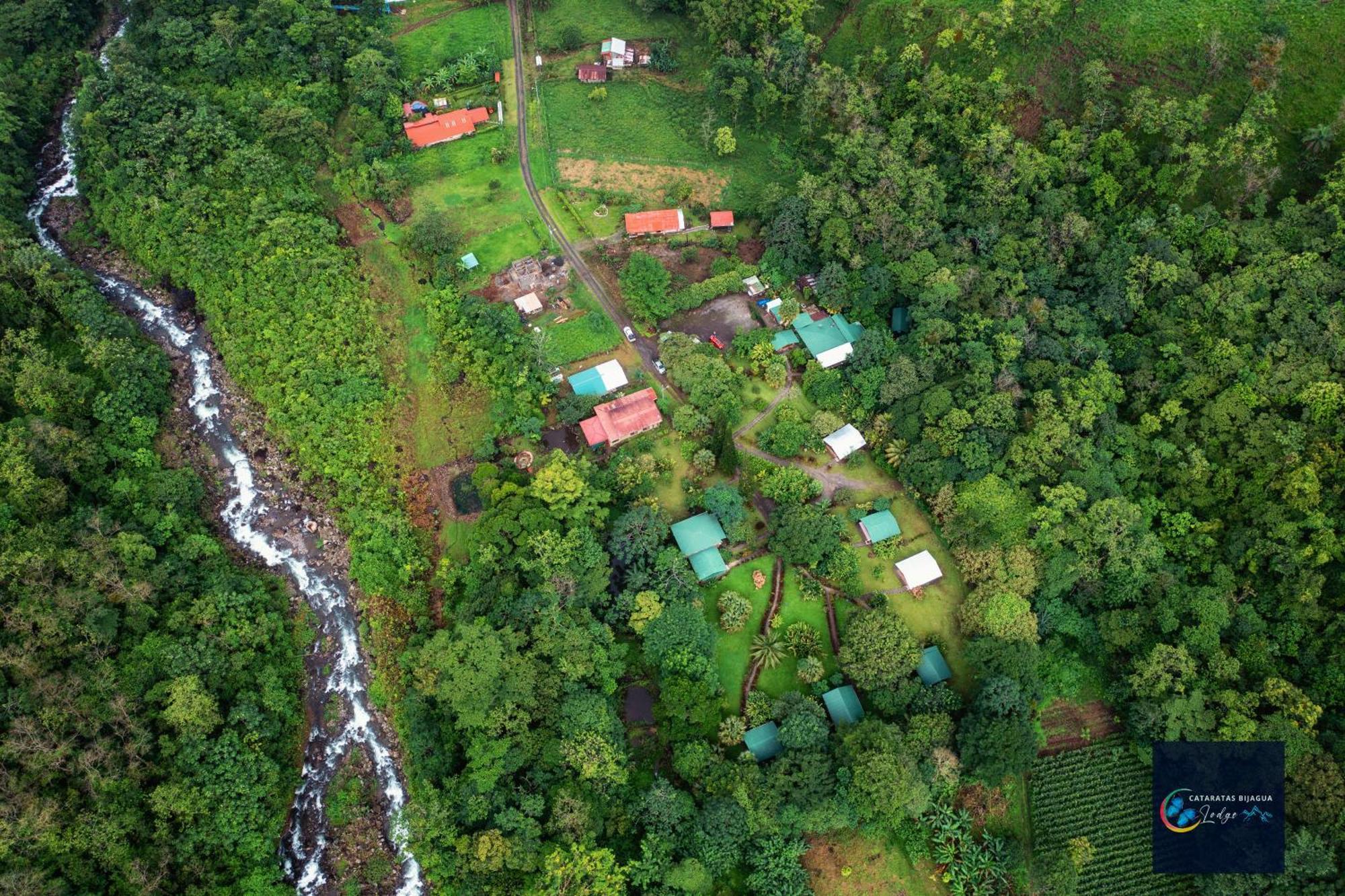 Cataratas Bijagua Lodge, Incluye Tour Autoguiado Bijagua Waterfalls Hike المظهر الخارجي الصورة